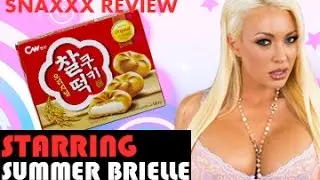SUMMER BRIELLE tries Rice Cake Cookies - SNAXXX