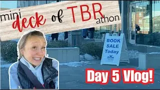 Going to the library book sale! Mini Deck of TBRathon Vlog Day 5! Friday February 21, 2025