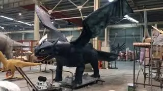 Animatronic Toothless Dragon from How to fly your dragon 0114