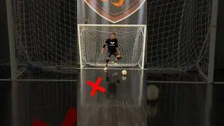 Tips goalkeeper splits mistake #gk #futsal
