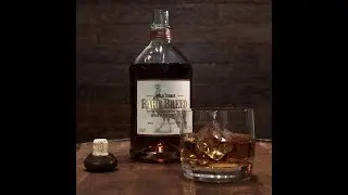 Бурбон Wild Turkey Rare Breed.12 лет крепчал!))