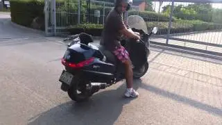 Piaggio x evo 400 burnout