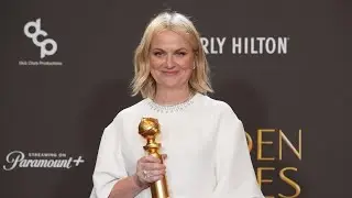 Эми Полер вошла в историю, получив премию &laquo;Золотой глобус&raquo; в номинации &laquo;Лучший подкаст&raquo; | Первая ...