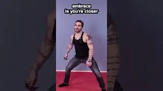 Is being Short GOOD in a Sword Fight? #martialarts #sword #funny