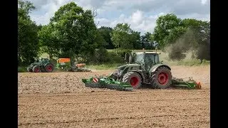 Fendt 724 et 720 + Rotative et Semoir Amazone au semis de maïs - SARL Artaël