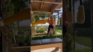 Kylie Jenner workout with Kourtney Kardashian #kylie #kardashian
