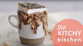 S'mores Hot Cocoa // Living Deliciously