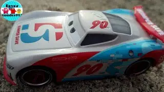 Disney Cars 3 Paul Conrev next gen racer Bumper Save #90