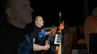 Roy Orbison - Oh, Pretty Woman ( cover от Rebus club )#midicontroller #looping #guitar #bass #top