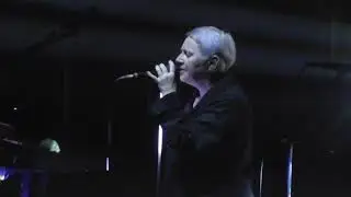 Massive Attack (with Elizabeth Fraser) @ Roma - 08/02/2019: Teardrop
