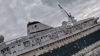 Oudste passagiersschepen ter wereld, wordt momenteel ontmanteld in de haven van Gent