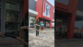 The winner eat KFC | Squid game