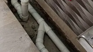How to install a washroom sewage pipe