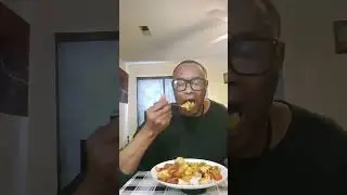 Im will, part 2 eating cabbage 🥬 shrimp 🦐 and sausage....