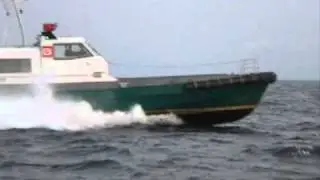 surfer 227 malongo crew boat bourbon