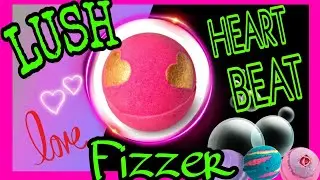 TRYING LUSH BATH BOMBS | SELF CARE | VALENTINES DAY 2021 #shorts