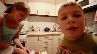 2017.11.17 Первый заказ в Las Vegan. Обзор на веганскую колбасу, сыр и сладости )
