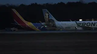 NIGHT BEFORE CHRISTMAS EVE SPOTTING | 12-23-23 | LONG ISLAND MACARTHUR AIRPORT