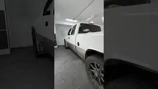 EXTREMELY SATISFIED TWO TONE PAINT JOB AUTO BODY SPRAYING #car #automobile #paintlife #autobody