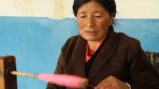 GLOBALink | Inheritor of Tibetan apron weaving techniques