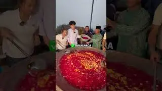 Antrian panjang banget. Semarang ❤️