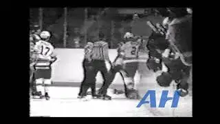 NHL Dec. 28, 1981 Jim Peplinski,CGY v Bob Hoffmeyer,PHI Calgary Flames Philadelphia Flyers