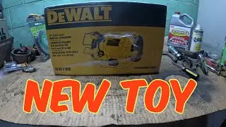 NEW TOY: Dewalt DW756 6&rdquo; Bench Grinder