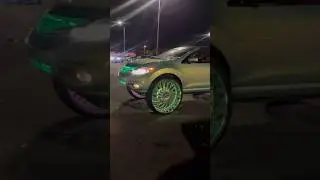 Outrageous Nissan Murano Vert on 34&rdquo;s Ridin at Florida Classic