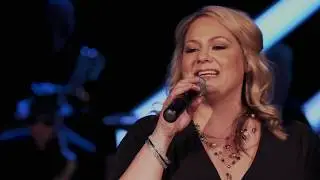 The Hamptons - Dancing Queen - Corporate Event and Wedding Band