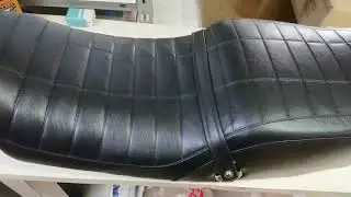 KZ1300シート張り替え&加工