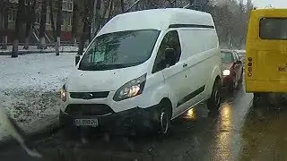 Колесом в открытый люк. Wheel in the open hatch