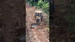CAT machine 🚜💥 #fyp #foryou #short #dozerpower  #jungleworld