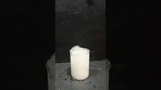 NH4CL + NaOH ---- NH3 + H2O + NaCL 🔥🔥#experiment #reaction #like #subscribe
