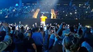 FMK & Maria Becerra (Tranquila) en vivo - Movistar Arena 2022