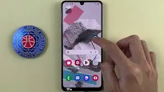 Lock home screen applications on Samsung A22 Android 12
