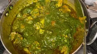 Palak Chicken Recipe | Sardiyo Ki Khas Healthy Recipe | Palak Chicken Gravy Recipe