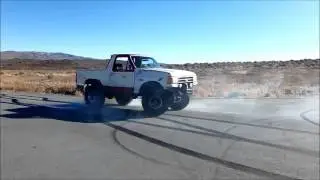 Full size Bronco burnout on 37's