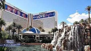 Walking thru THE MIRAGE Las Vegas!