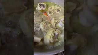 Paksiw na pata  lowcard