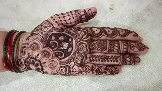 Full hand mehndi with 🌻 Roses small Petal flowers with jali design on thumb & hearts design