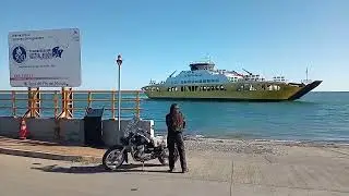 FERRY &ldquo;KAW&Eacute;SKAR&rdquo;, BAH&Iacute;A AZUL, TIERRA DEL FUEGO, CHILE - VIAJE AL FIN DEL MUNDO EN MOTO
