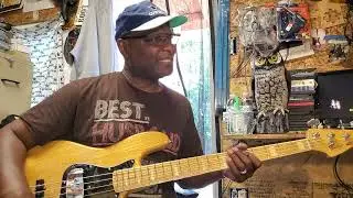 Johnny Lee Long (EUA) Tone Monster SEB3-ABMT ou Tone Gauge SBK-3ABMT - Bass guitar preamp 3 bandas