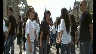 Parada absolvenţilor Timisoara, dans sincron.