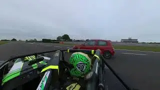 Snetterton trackday in caterham with Javelin