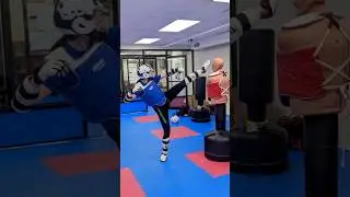 Adult Class - DoMa Taekwondo Astoria Martial Arts School 💥💥💥 #martialart #kicking #karate #tkd