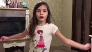 Давай петь и танцевать вместе под веселую песню Смешариков.