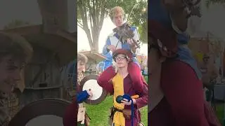 Walking around the Faire..🎠🎊 #fiddle #fiddler #renaissancefair #celticmusic #renaissancefestival