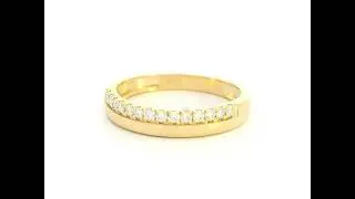 Diamond Wedding Band in 18K Yellow Gold