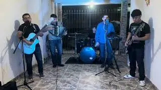 Cover Con Olor A Hierba Desde El Ensayo 