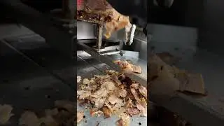 🔥 Familia Melimi măn&acirc;ncă Kebab &icirc;n Arad 😇👍 #melimi #shorts